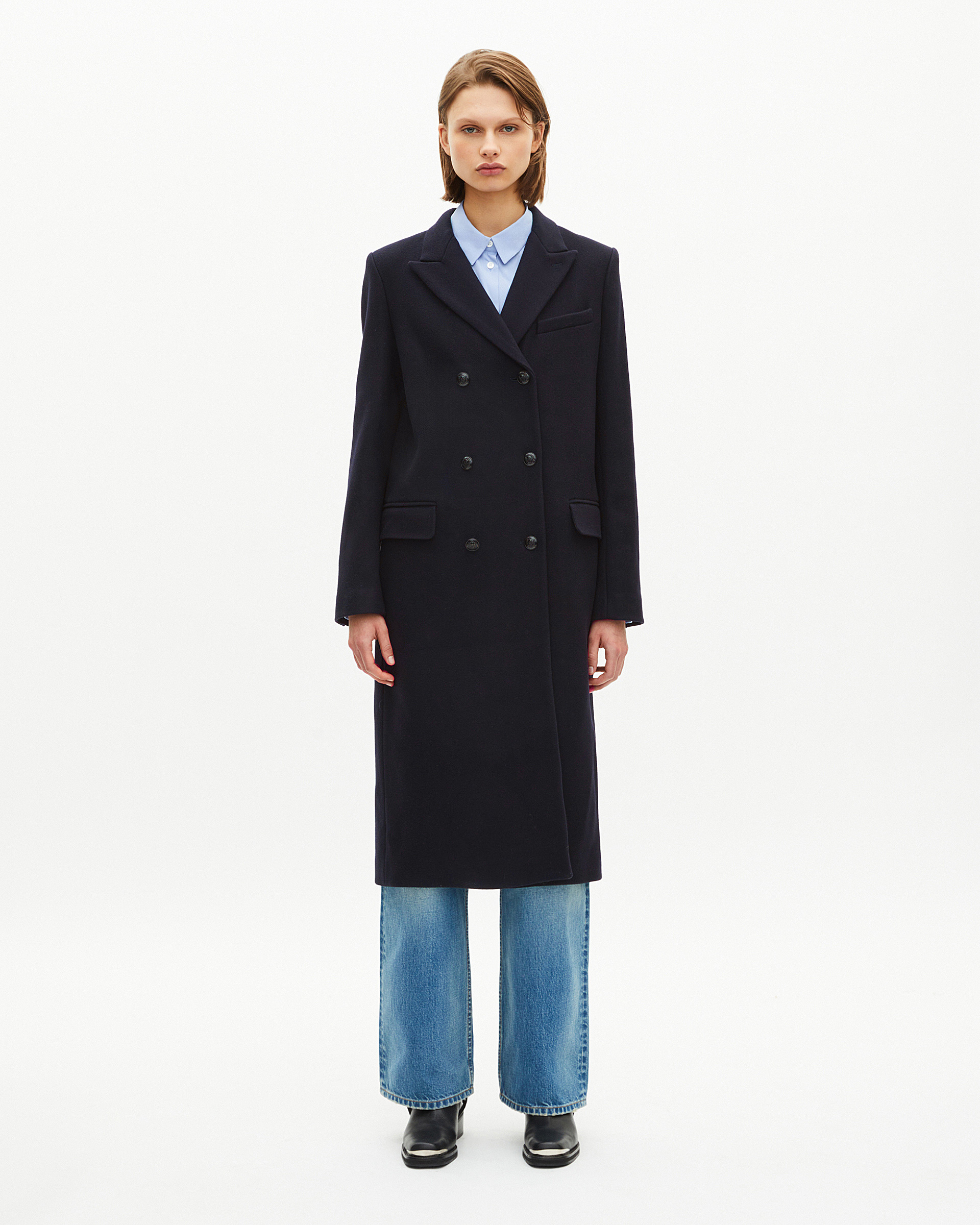 Long double-breasted coat in navy wool