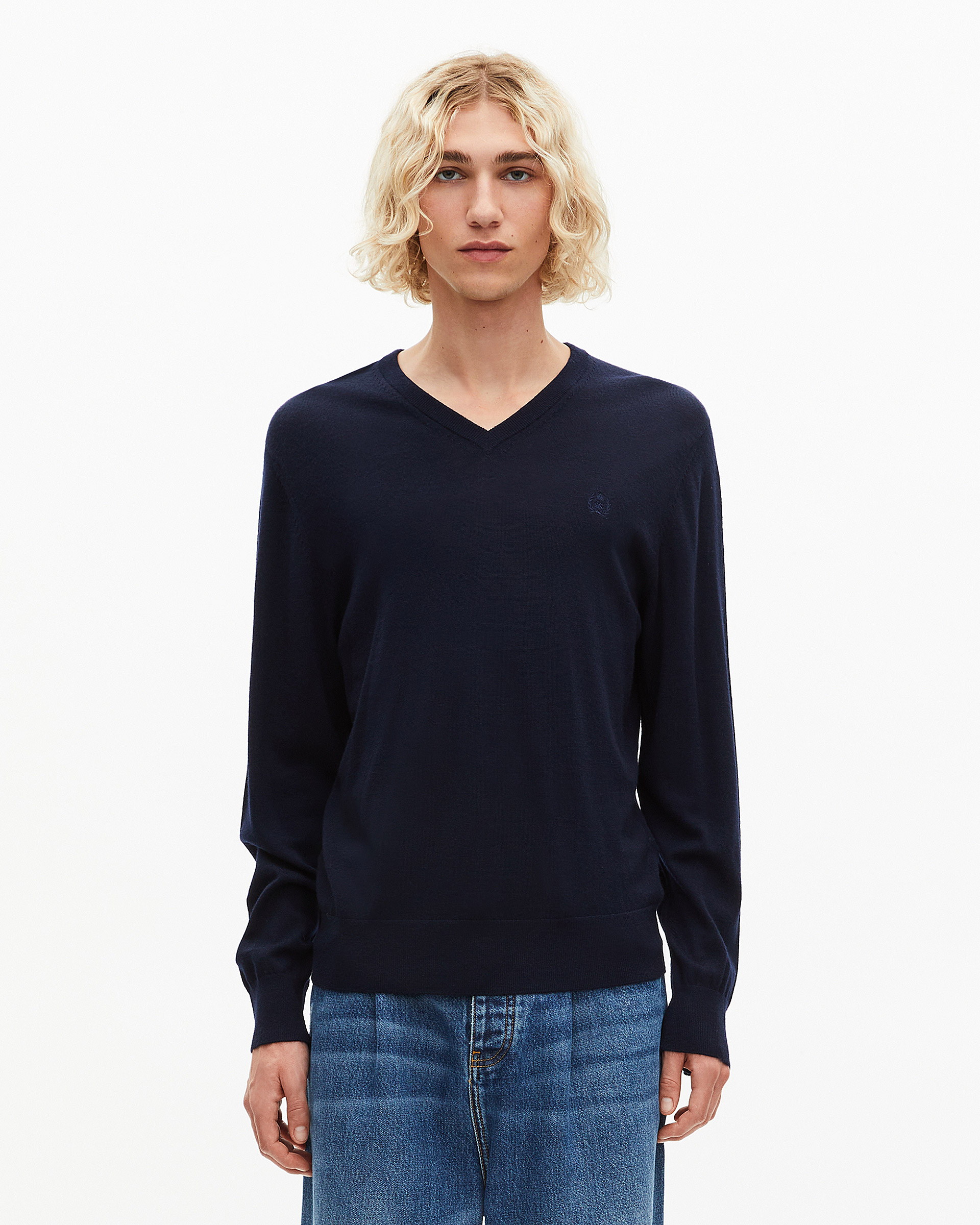 V-neck sweater in navy merino wool