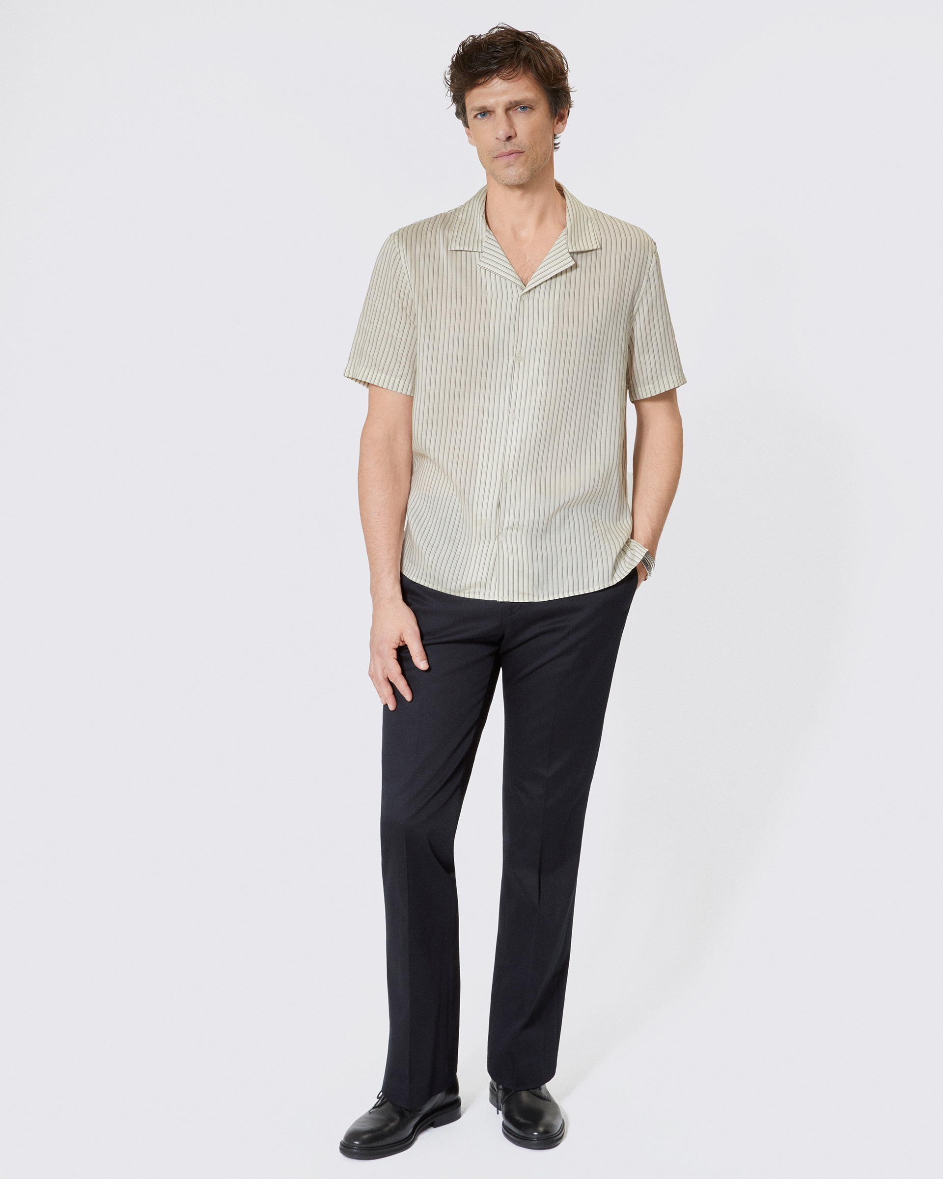 White striped short-sleeve shirt