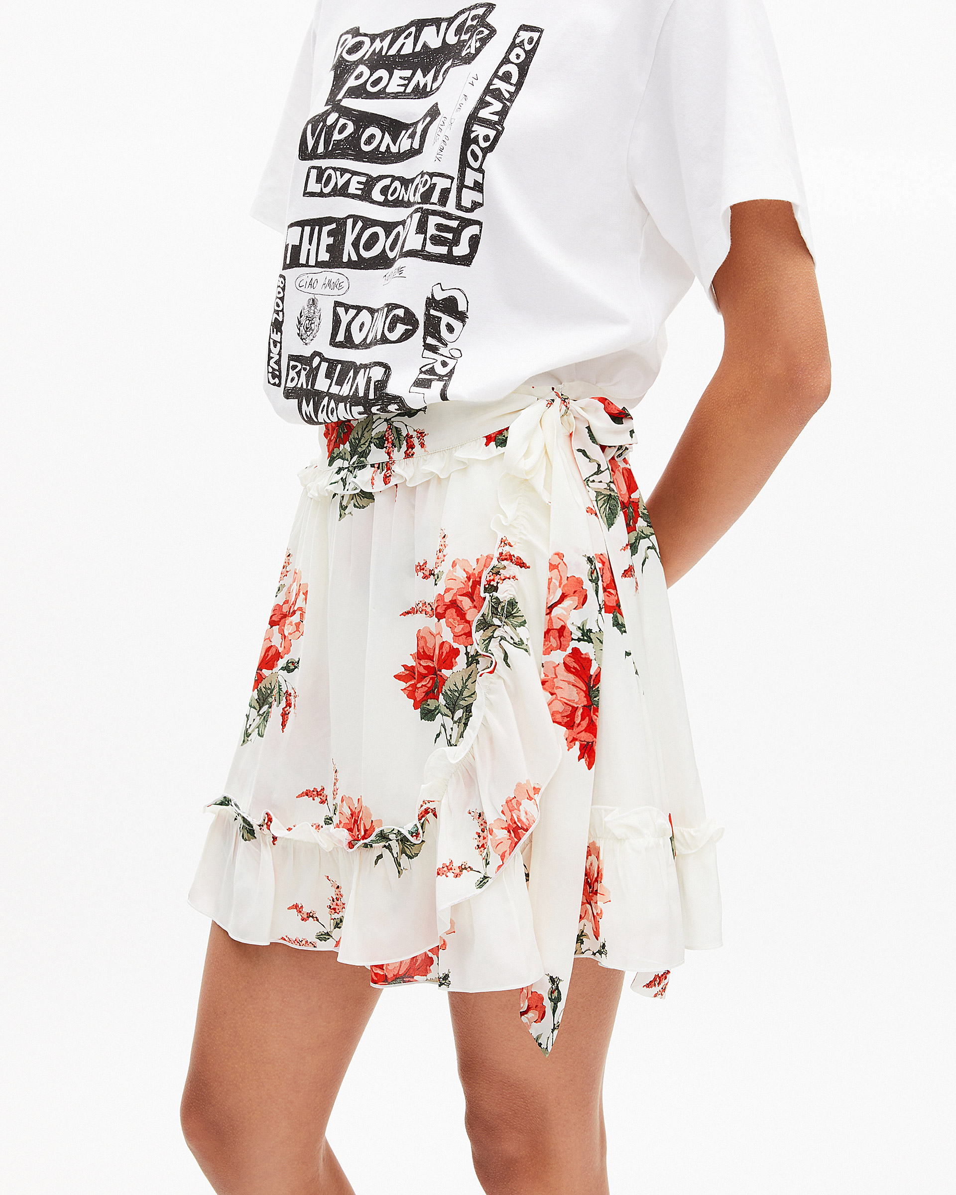 Short white floral print wrap skirt