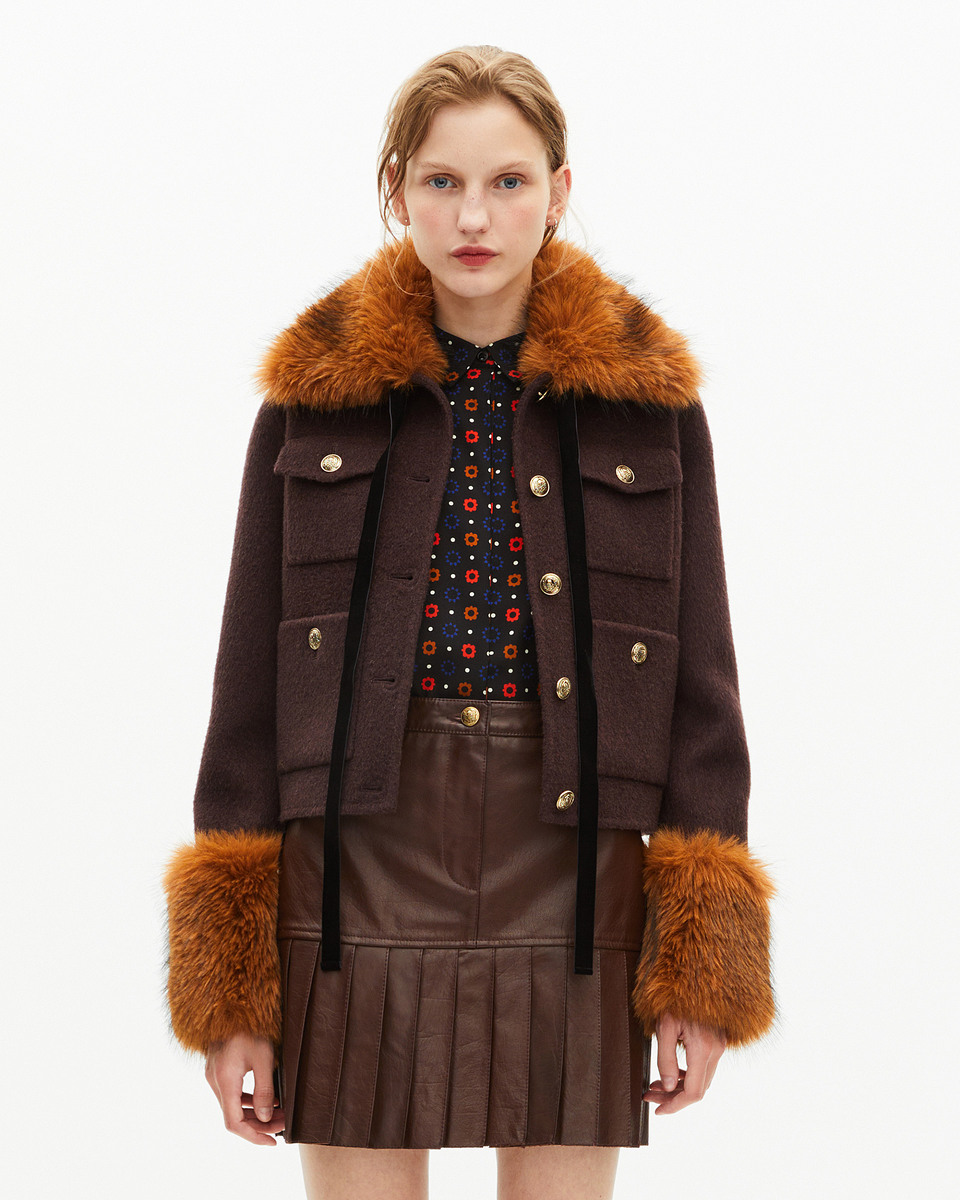 Brown short wool jacket with sherpa collar