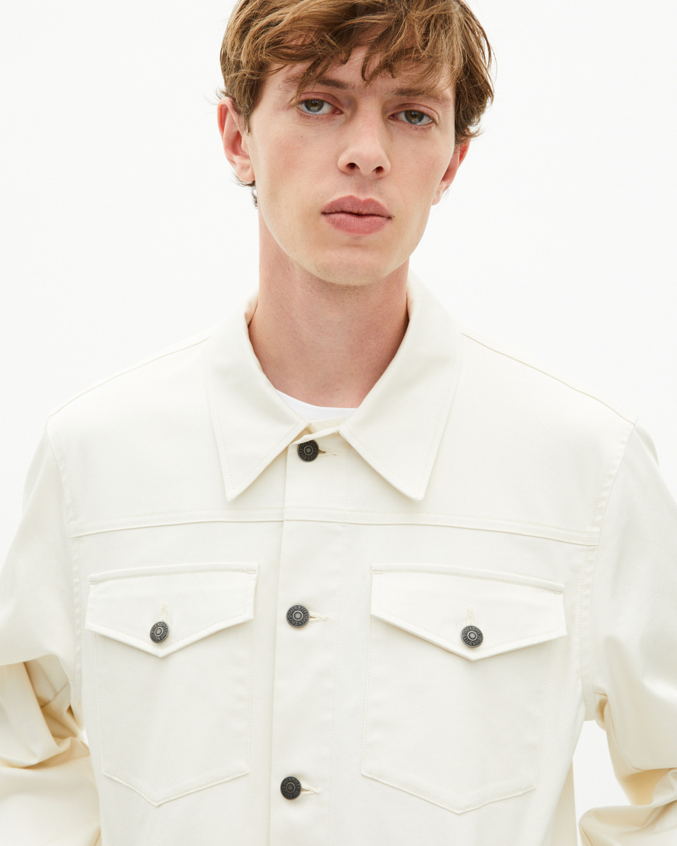 Overshirt with patch pockets in ecru