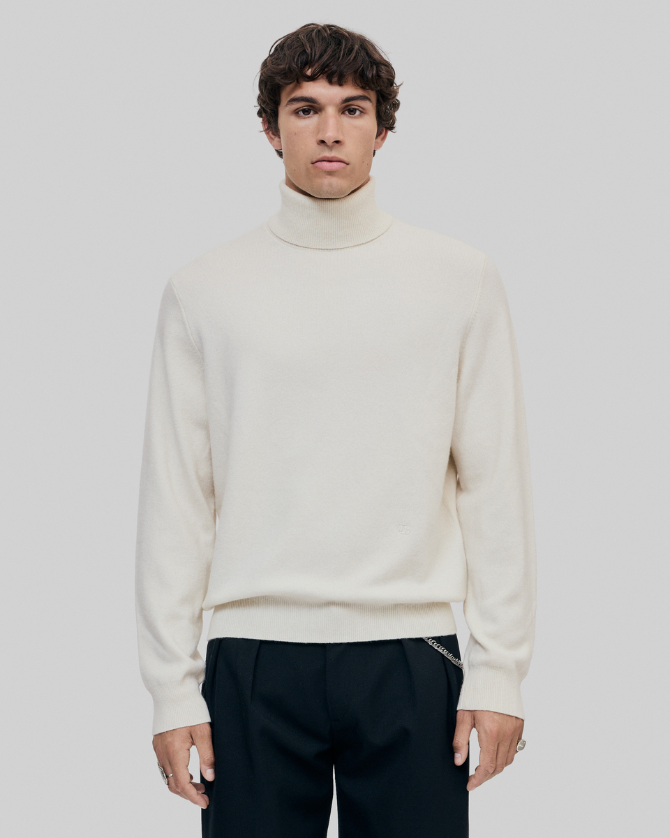 Turtleneck sweater in ecru cashmere