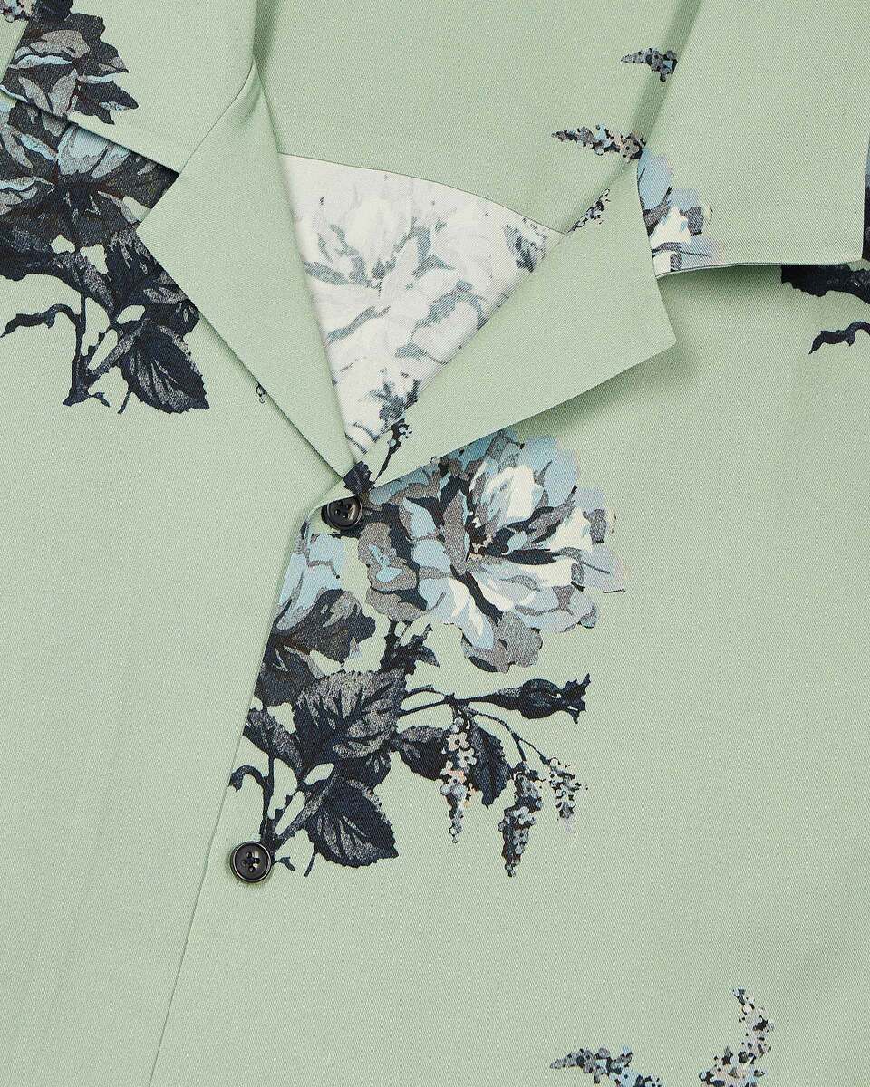 Green floral print short-sleeve shirt