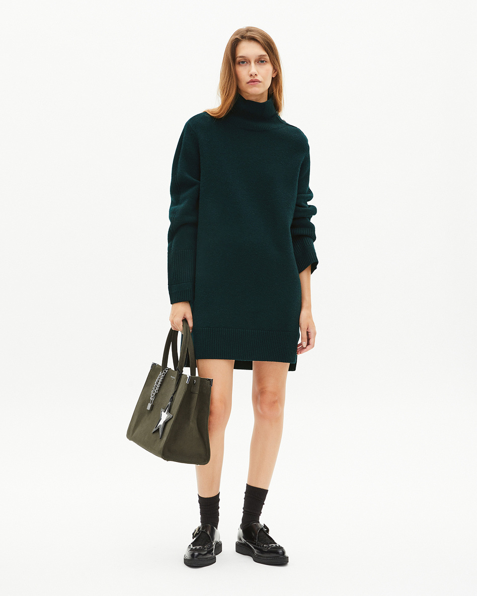 Short dress in green wool
