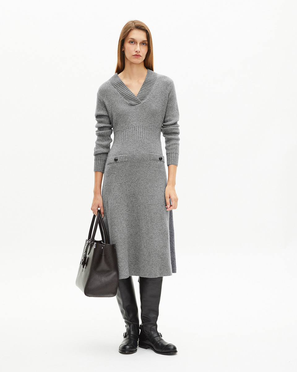 Long dress in grey wool