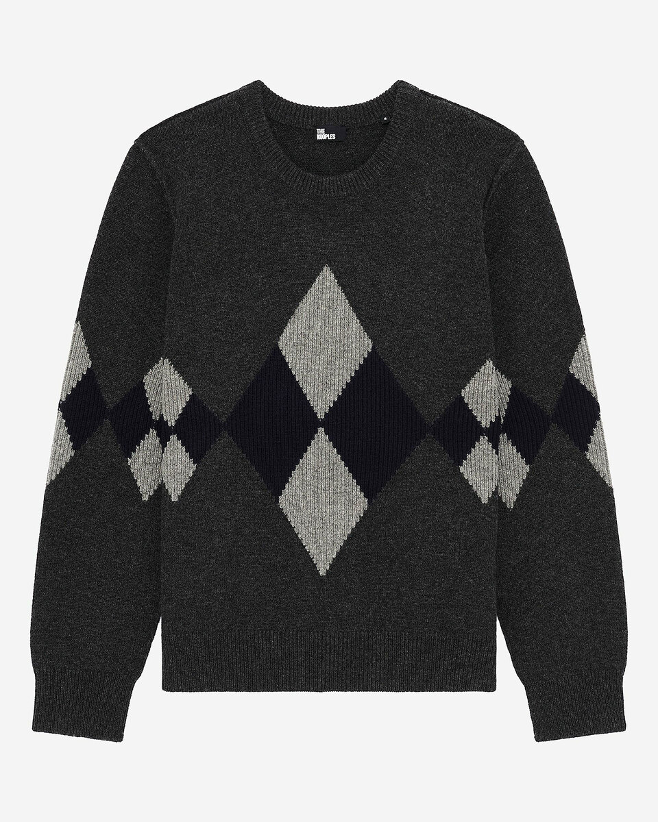 Wool sweater with grey diamond pattern