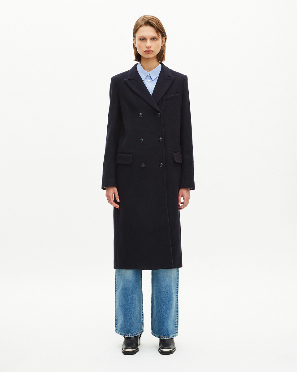 Long double-breasted coat in navy wool
