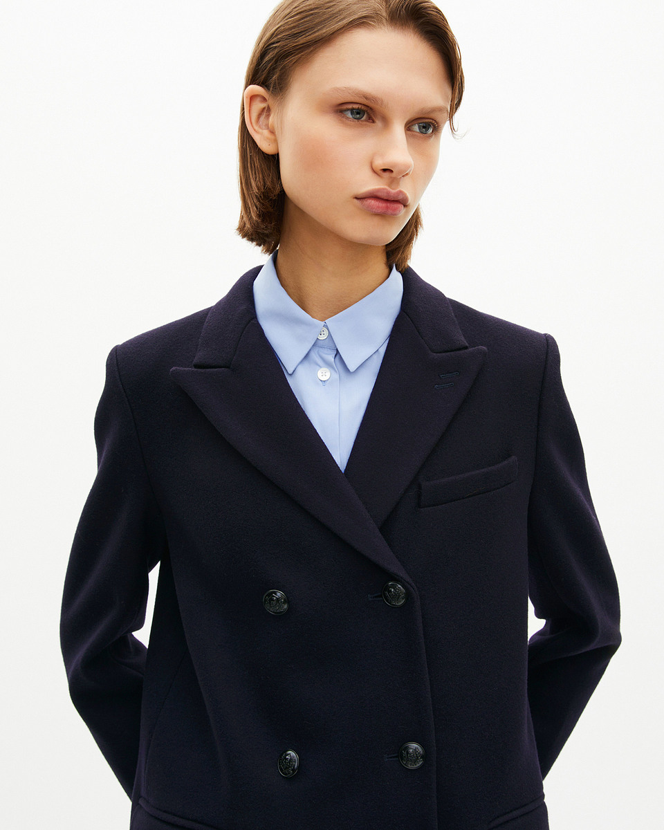 Long double-breasted coat in navy wool