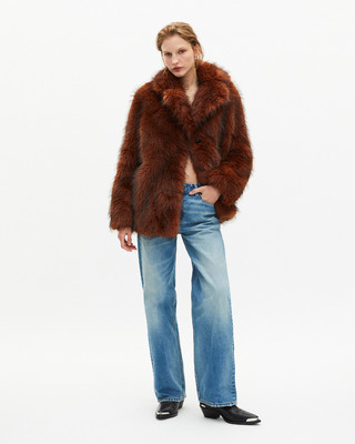 Brown fur-effect short coat