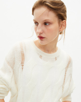 Twisted sweater in ecru wool blend