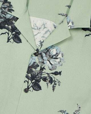 Green floral print short-sleeve shirt