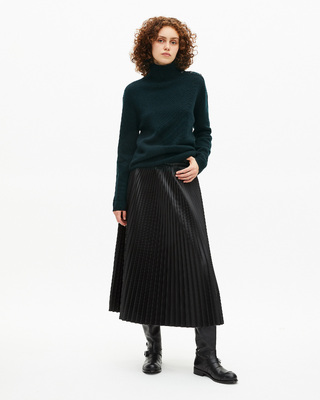 Dark green wool stand-up collar sweater