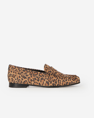 Leopard print leather loafers