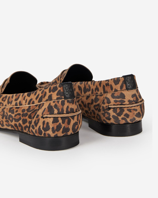 Leopard print leather loafers