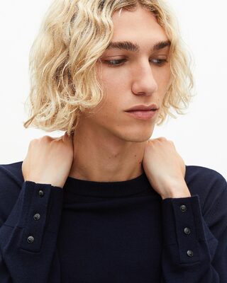 Round-neck sweater in navy merino wool