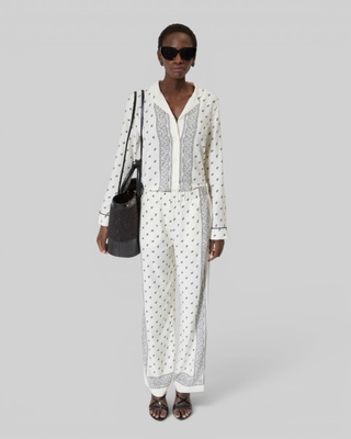 Straight-leg bandana print pants ecru