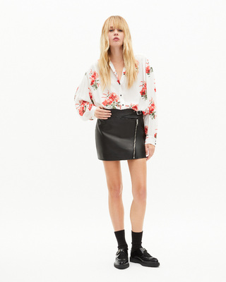 White floral print shirt