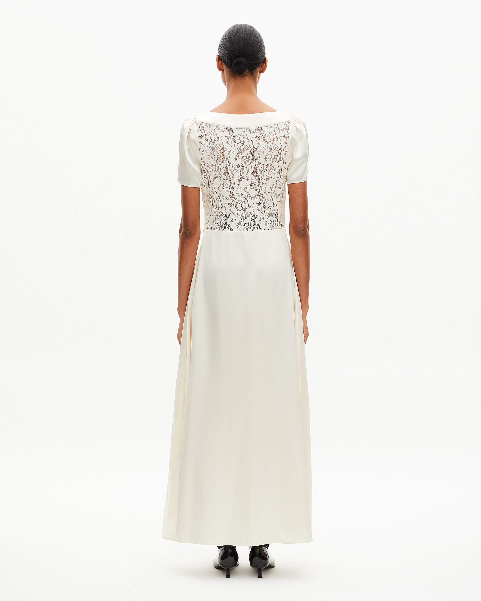 Long silk dress with ecru lace