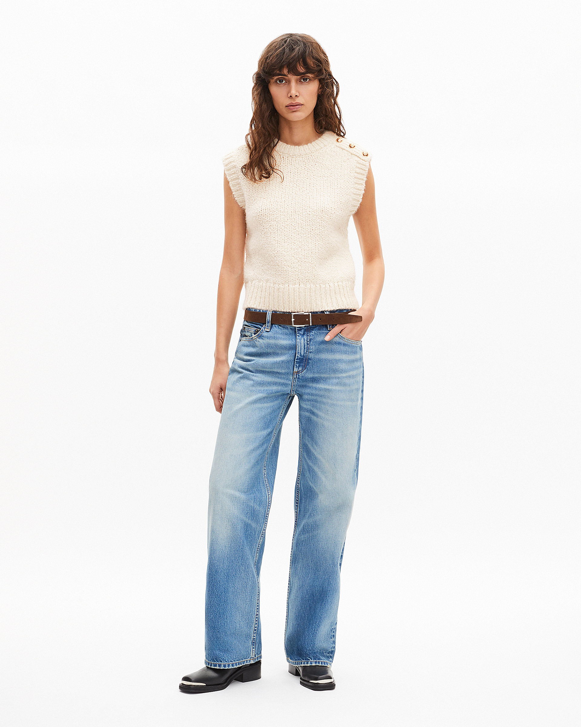 Sleeveless wool blend sweater ecru