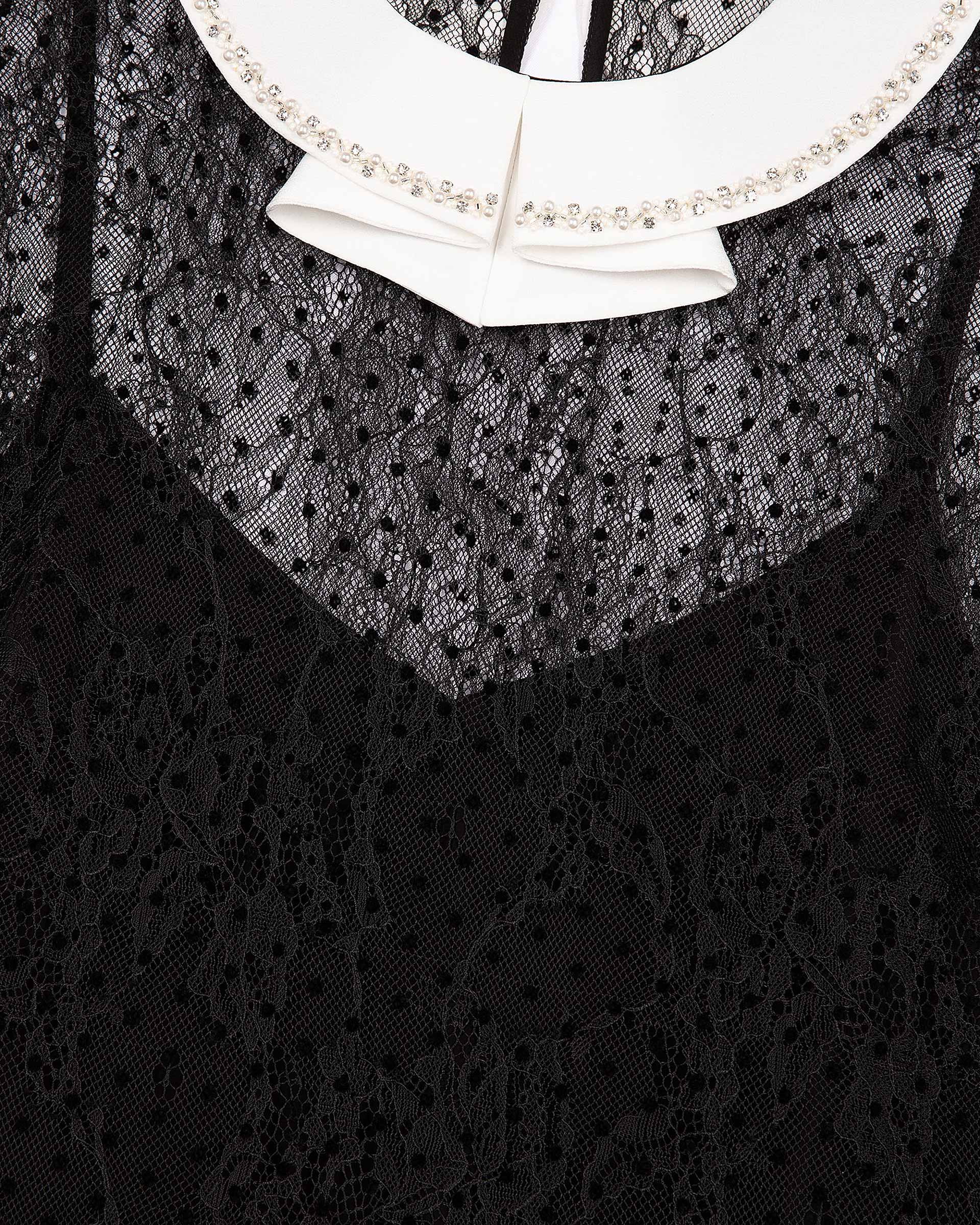 Short dress in black plumetis lace and rhinestones