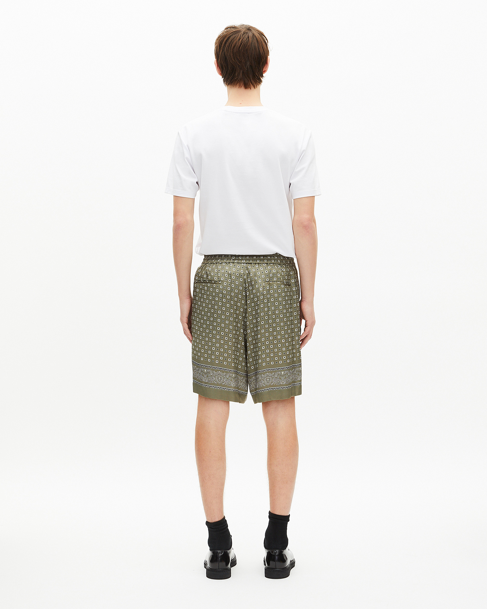 Khaki bandana print shorts