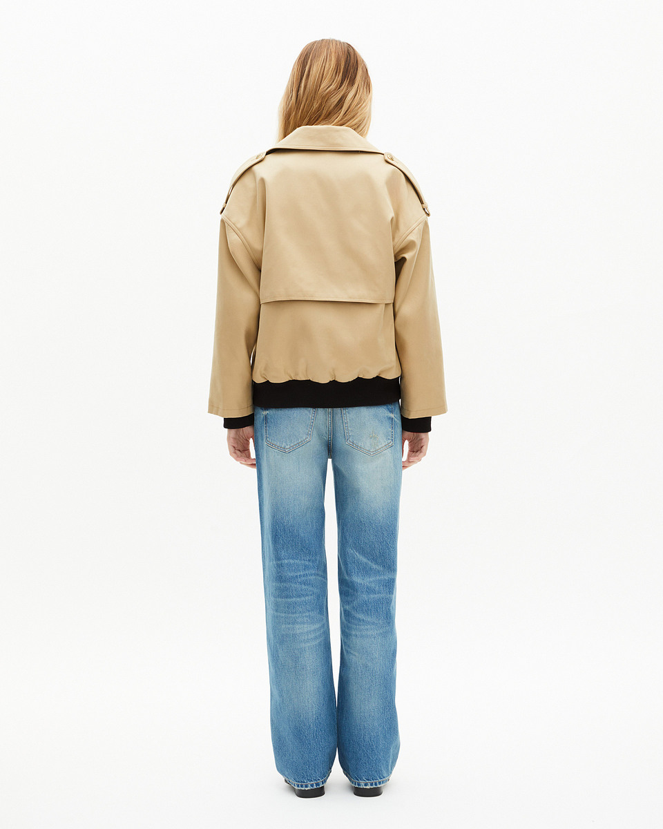 Short trench in beige cotton