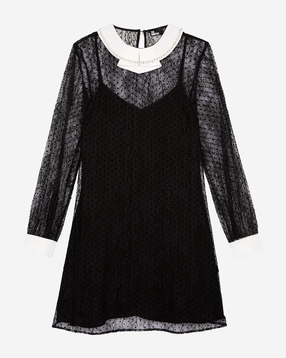 Short dress in black plumetis lace and rhinestones