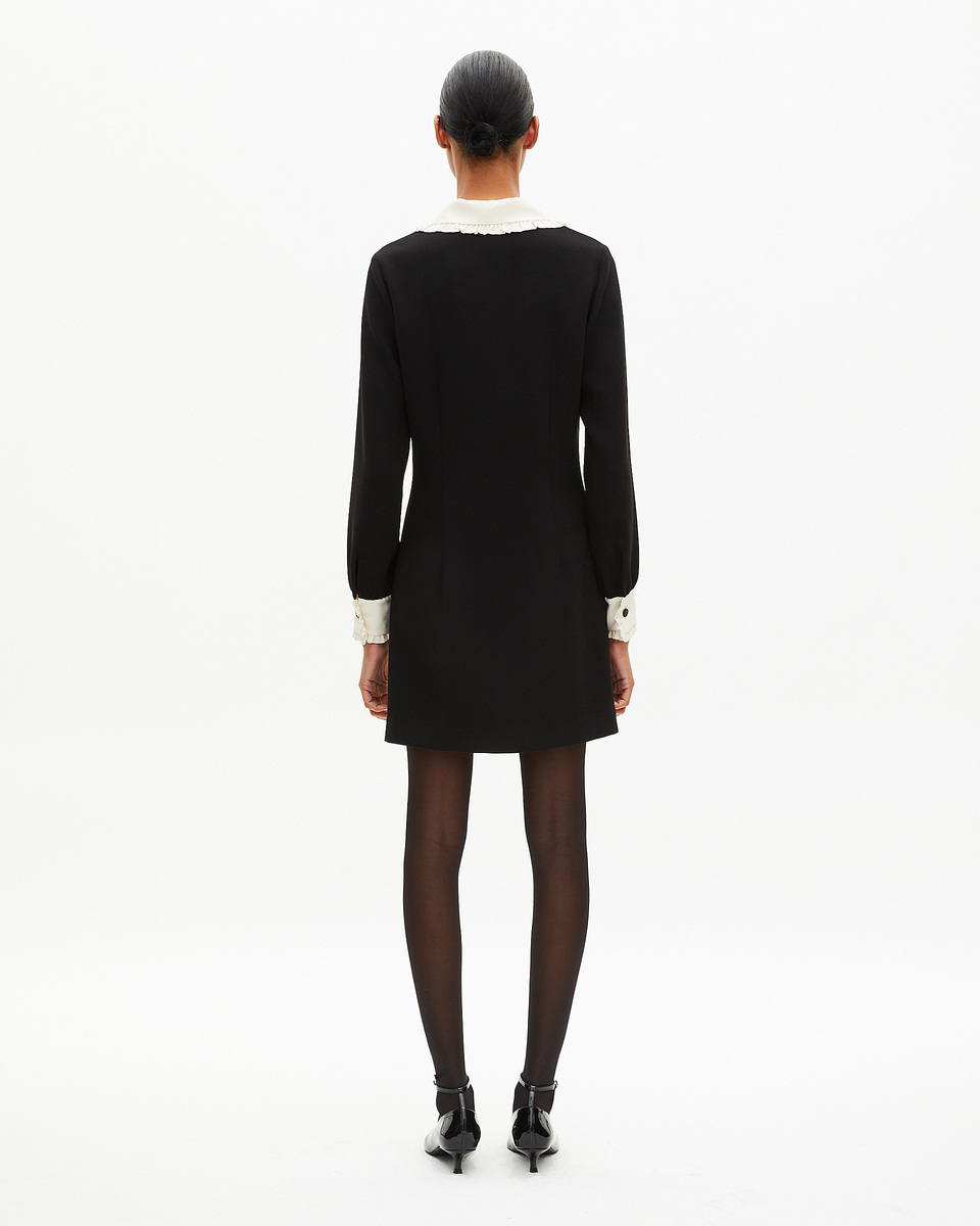 Short black dress with contrasting collar