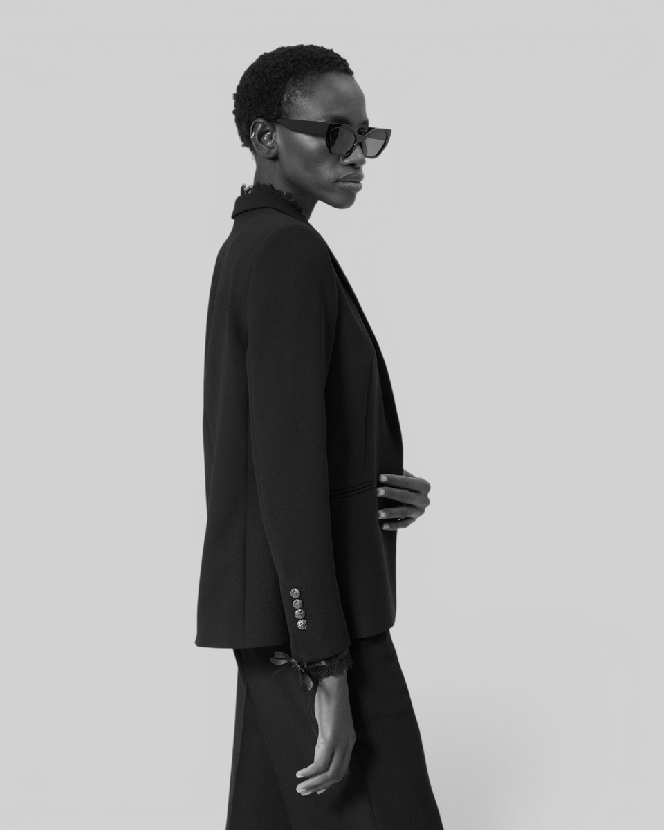 Suit jacket with black lace band