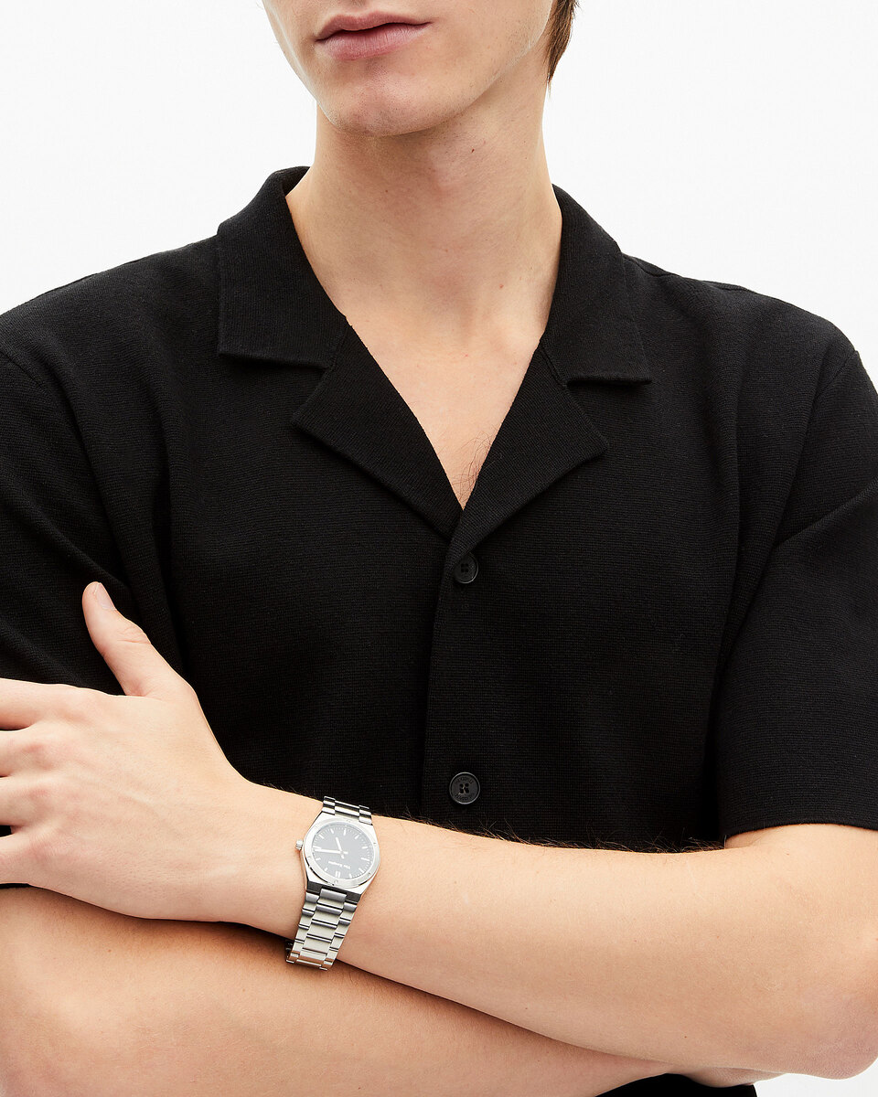 Black mesh short-sleeve shirt