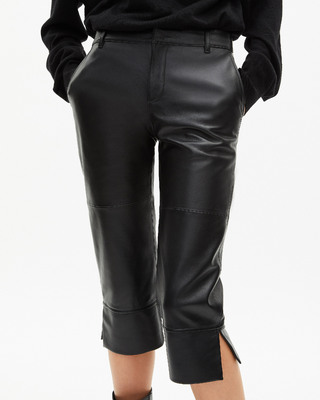 Black leather capri pants