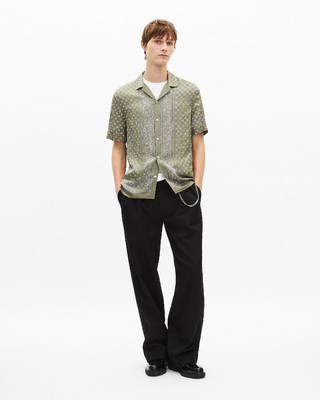Khaki bandana print short-sleeve shirt