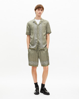 Khaki bandana print shorts