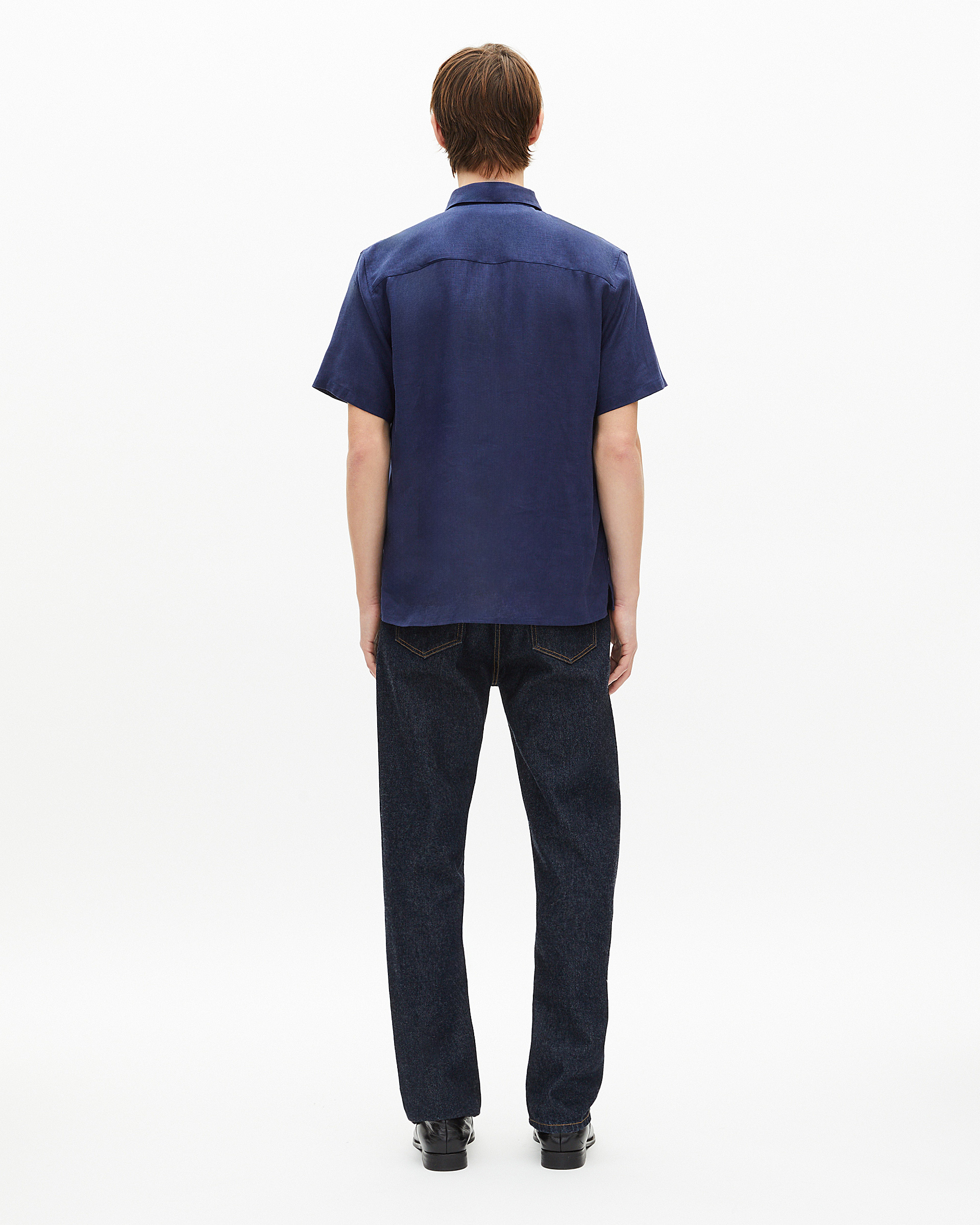 Short-sleeved navy linen shirt