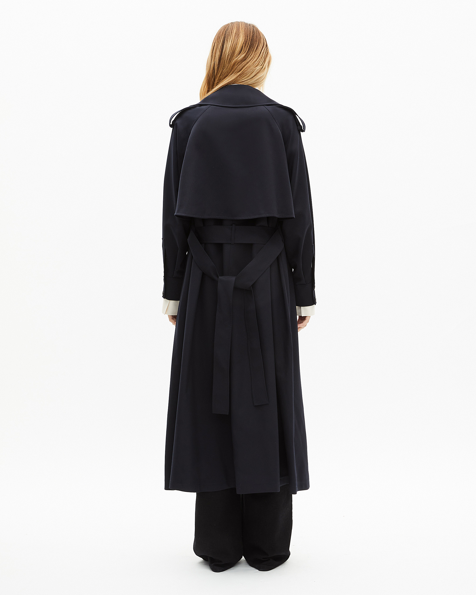 Fluid trench coat in navy wool blend
