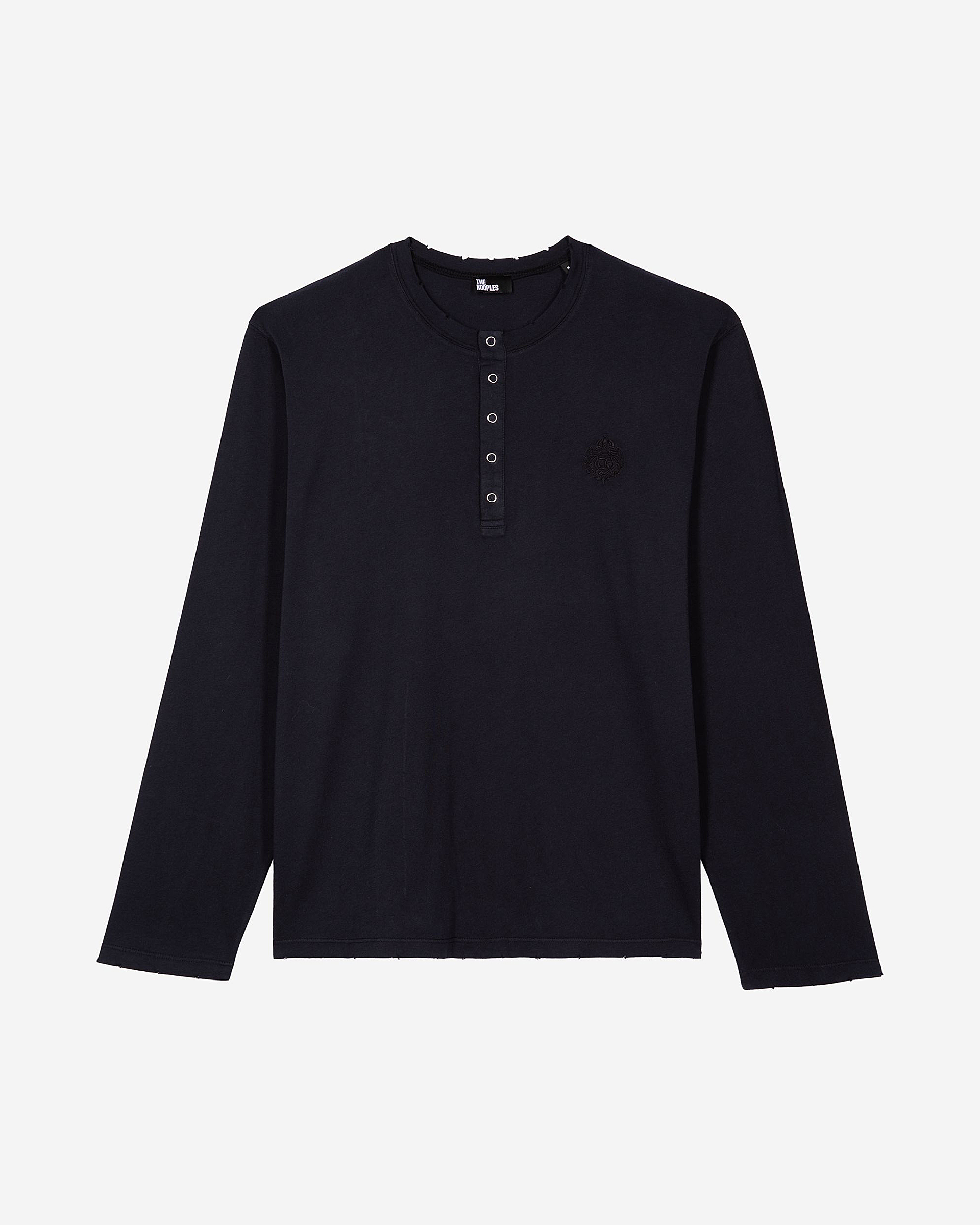 Long-sleeved navy T-shirt