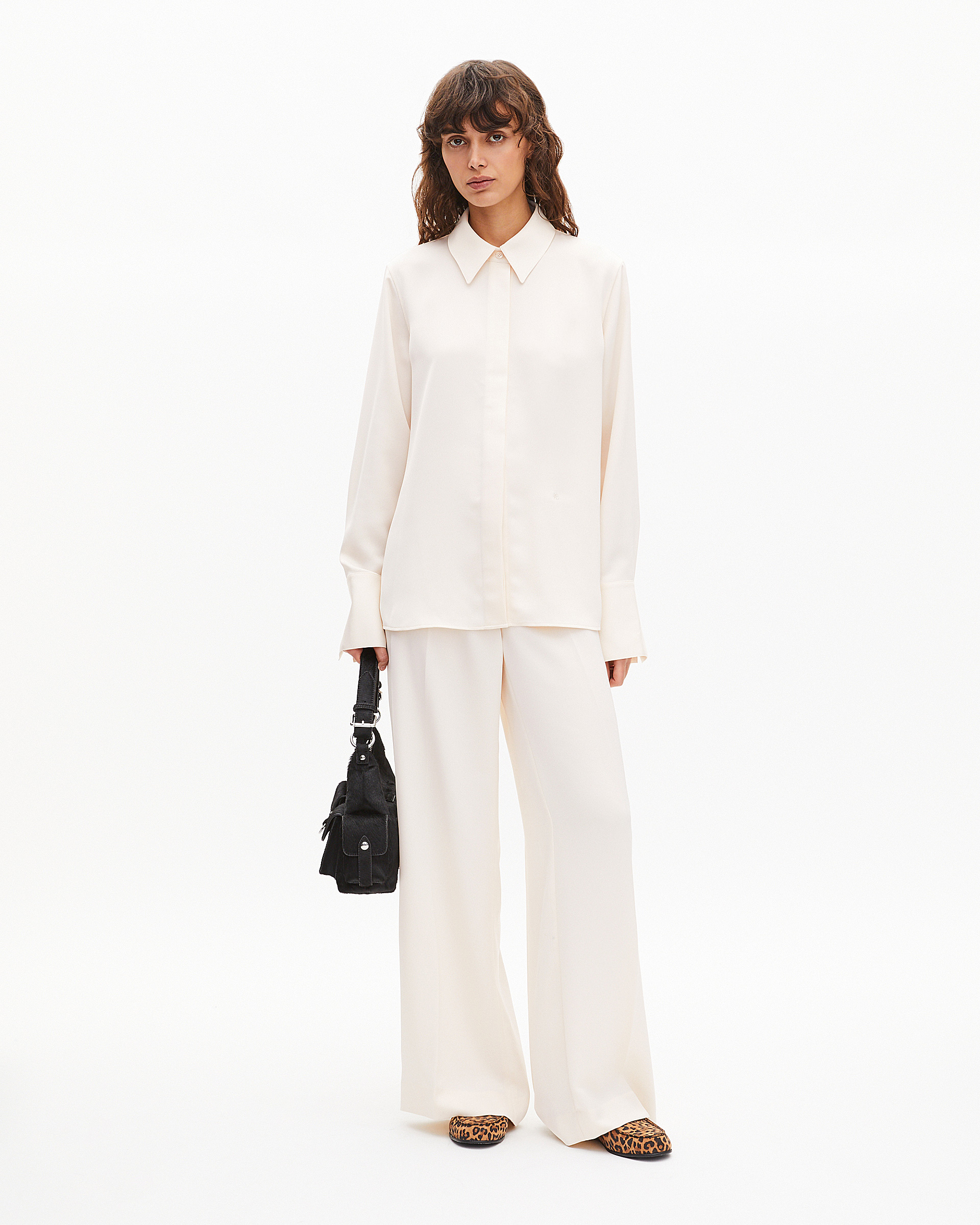 Wide-leg pants in ecru satin