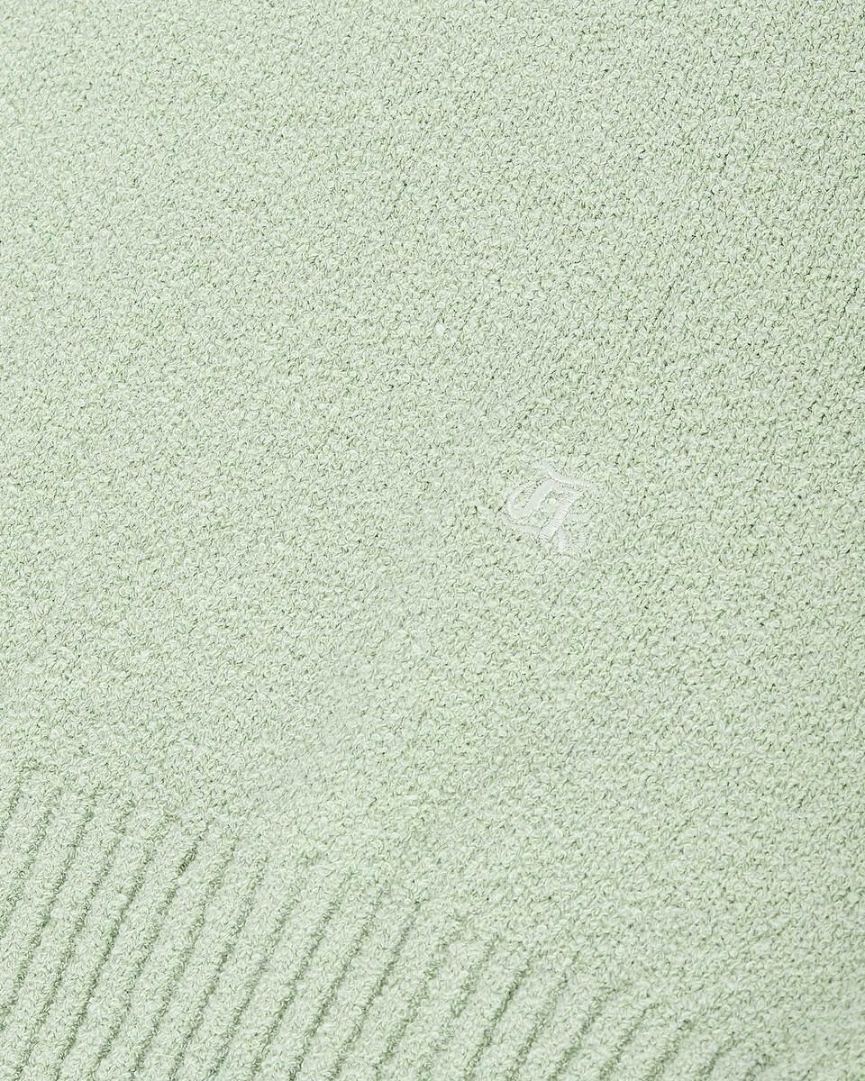 Almond green short-sleeved sweater
