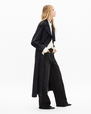 Fluid trench coat in navy wool blend