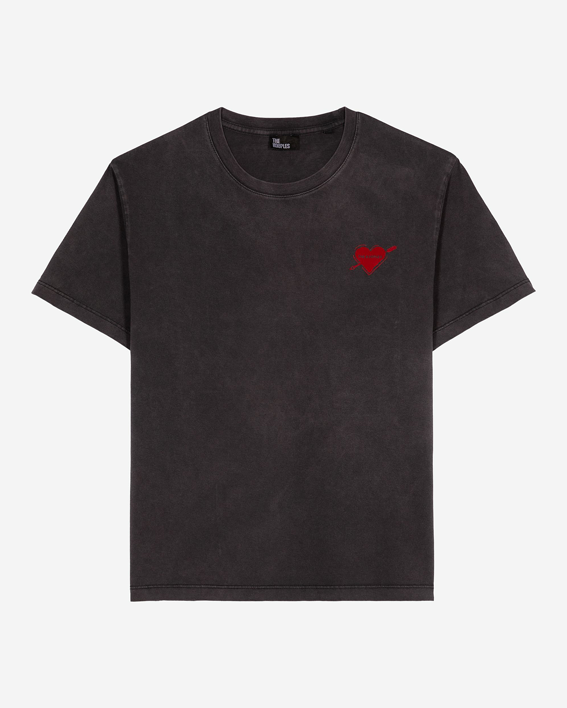 Black T-shirt with heart flocking