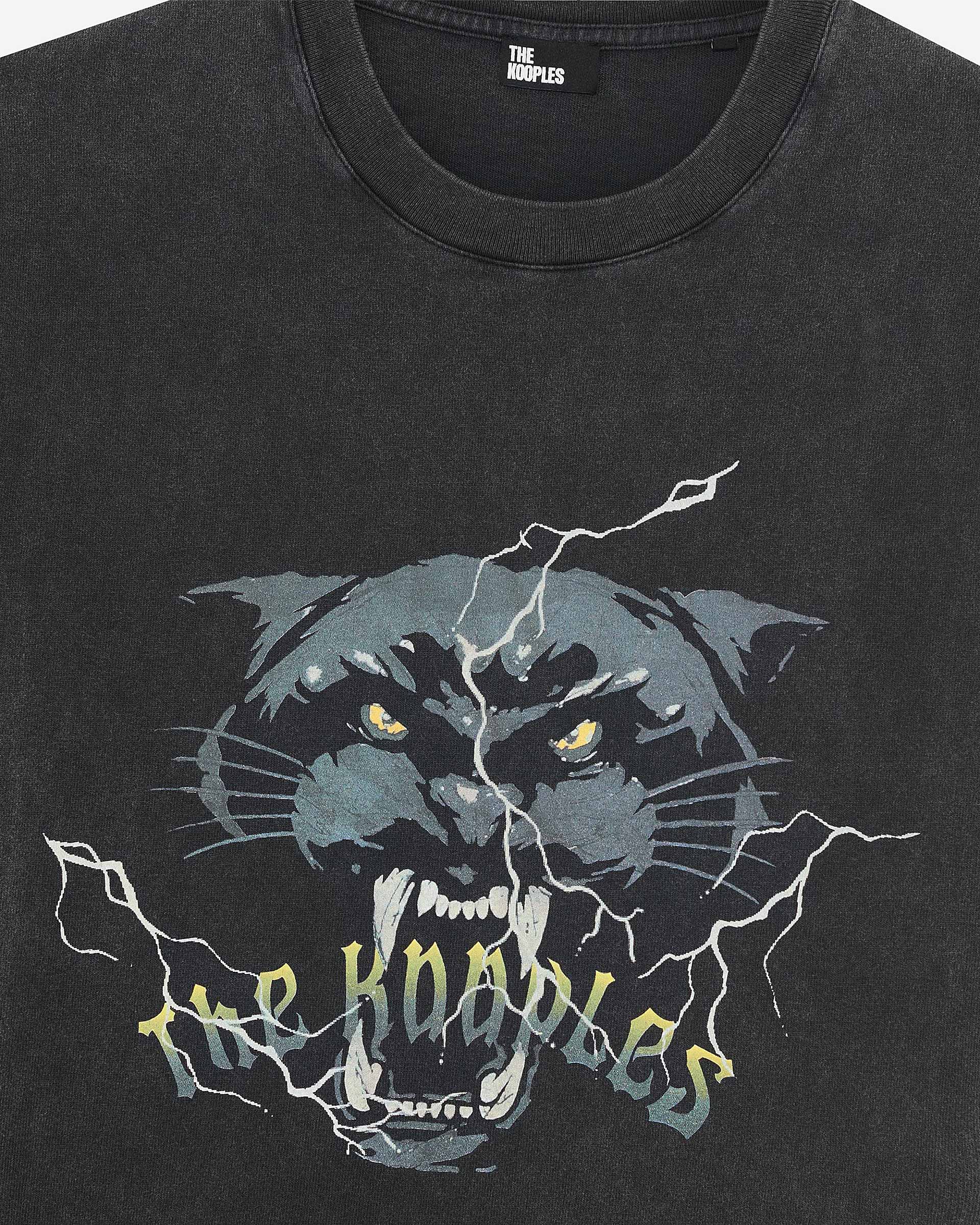 T-shirt with black panther screen print