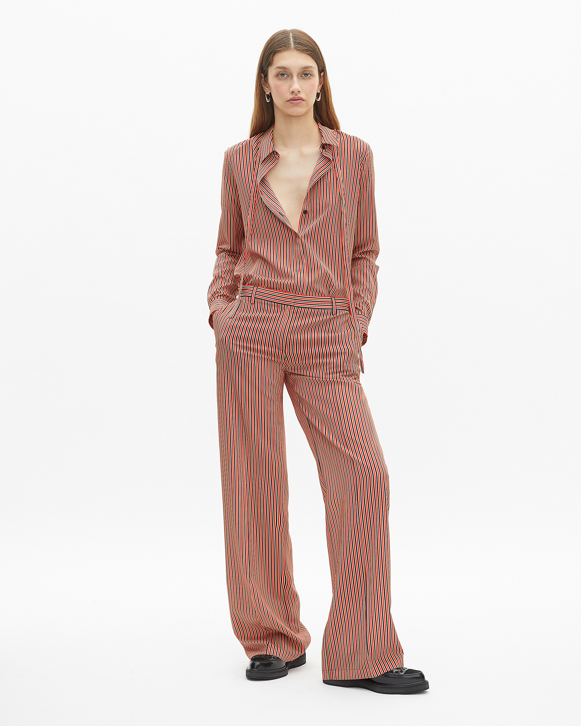 Wide-leg pants with red and blue stripes