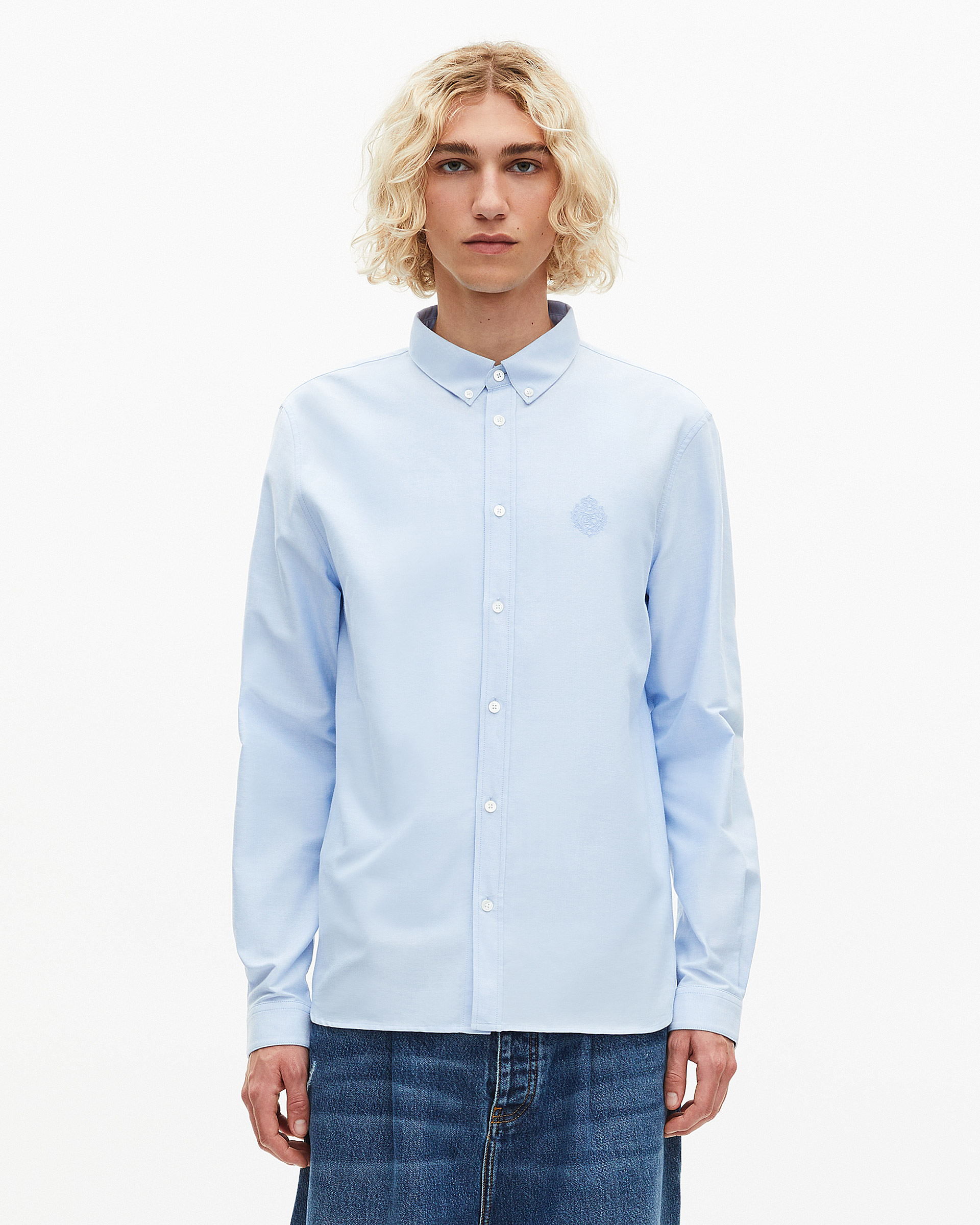 Light blue formal shirt with classic collar