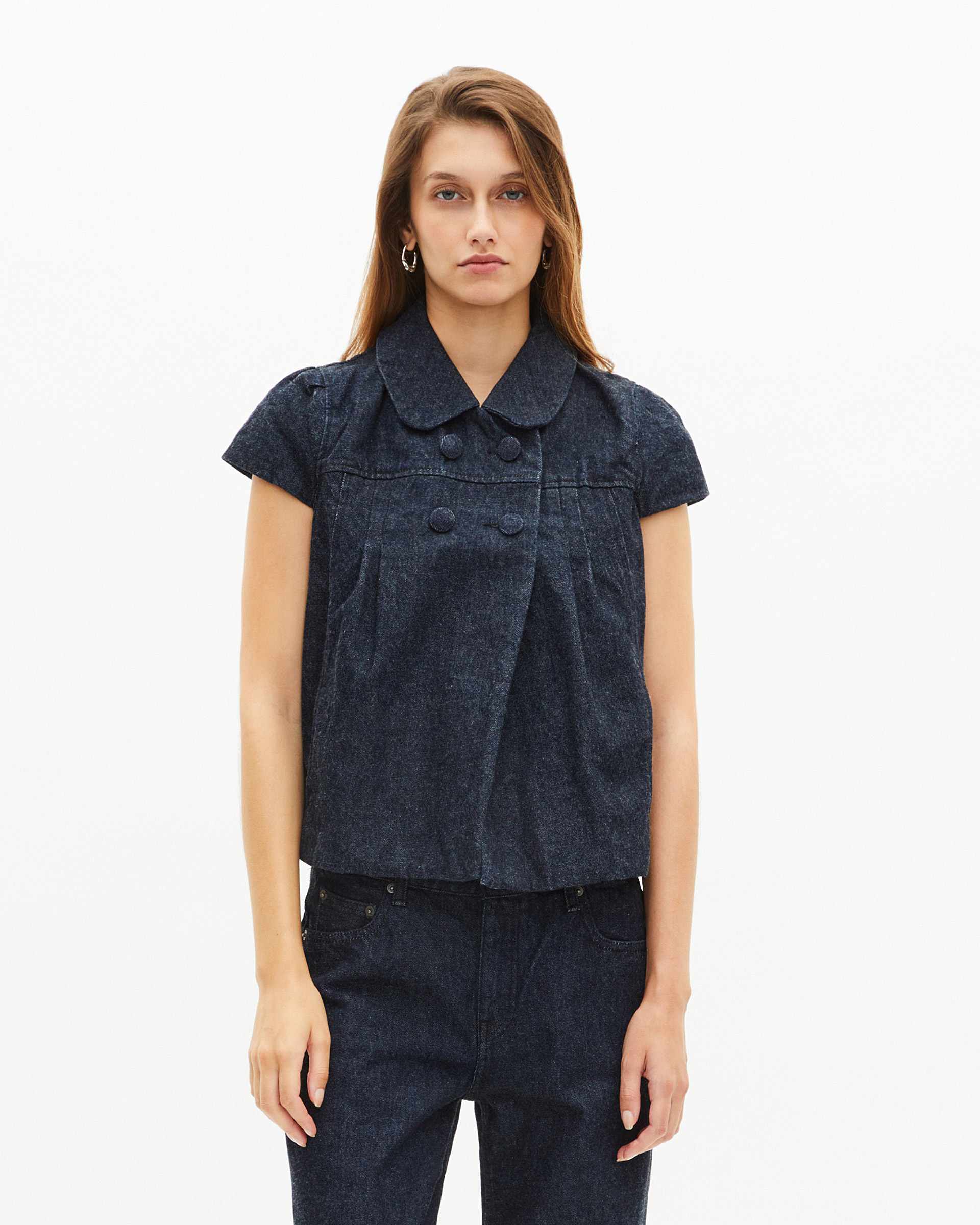 Short-sleeved jacket in dark blue denim