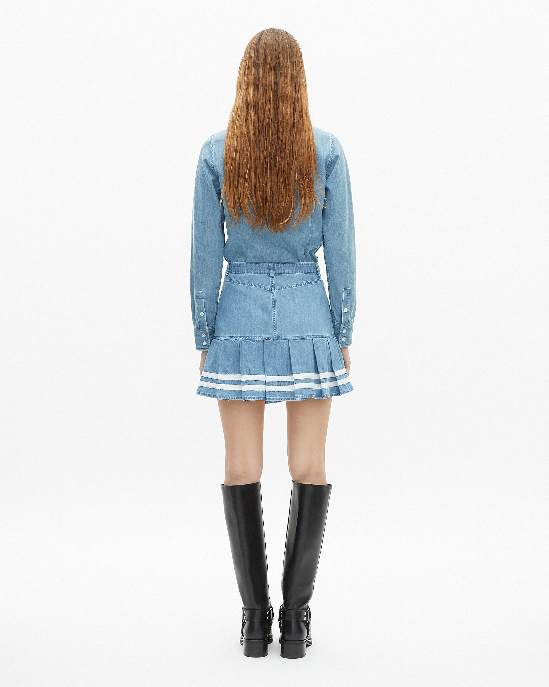 Short pleated denim skirt
