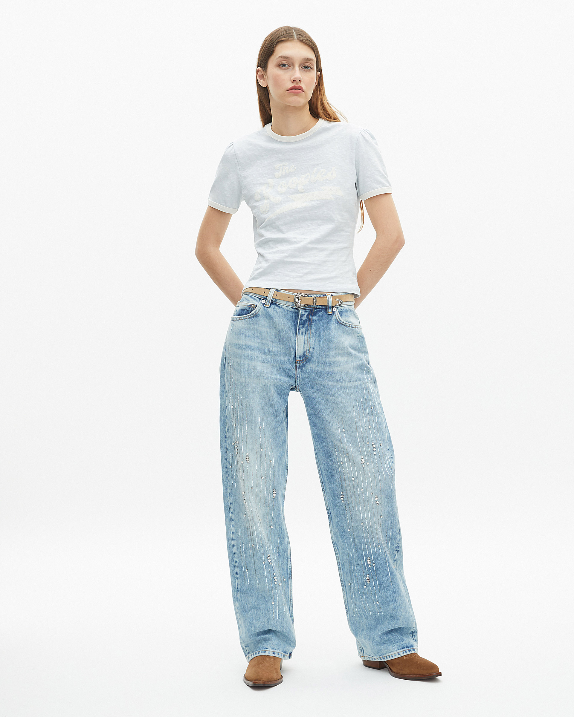 Wide jeans with light blue rhinestones