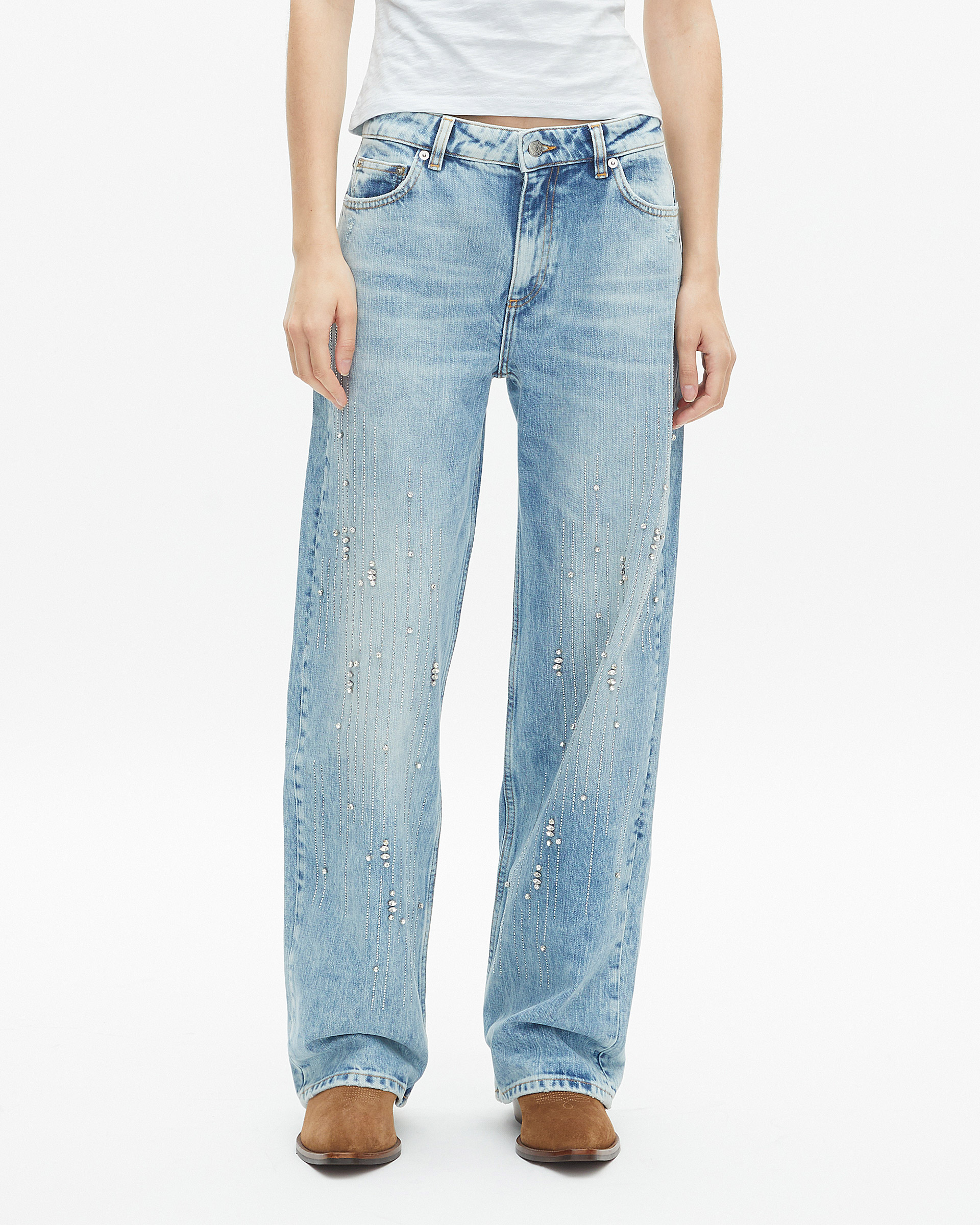 Wide jeans with light blue rhinestones