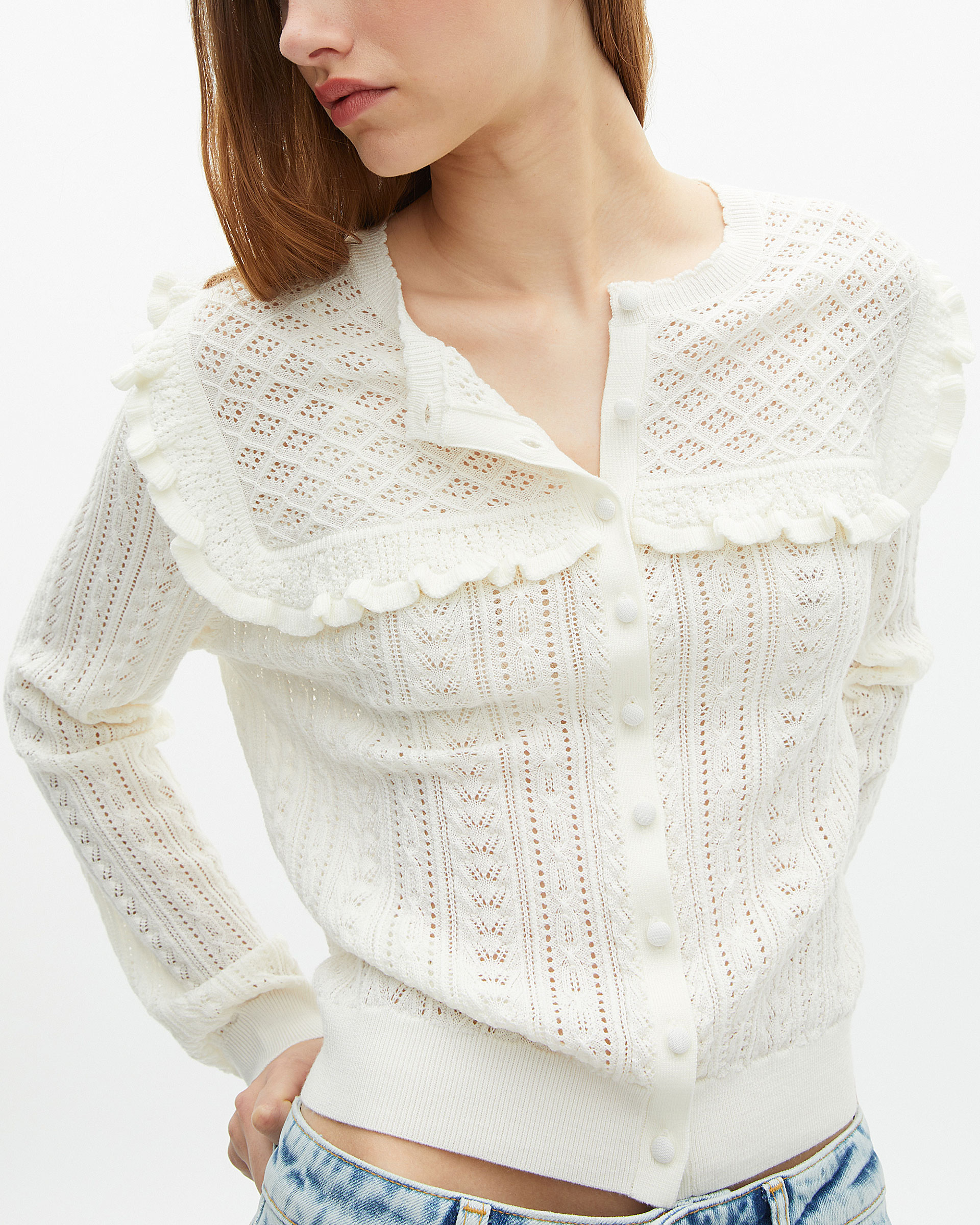 Cardigan with ruffles in ecru merino wool