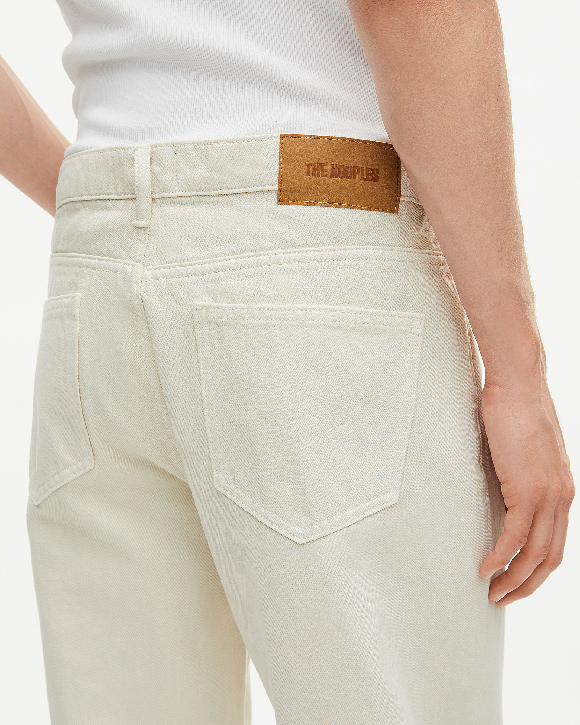 Ecru straight jeans